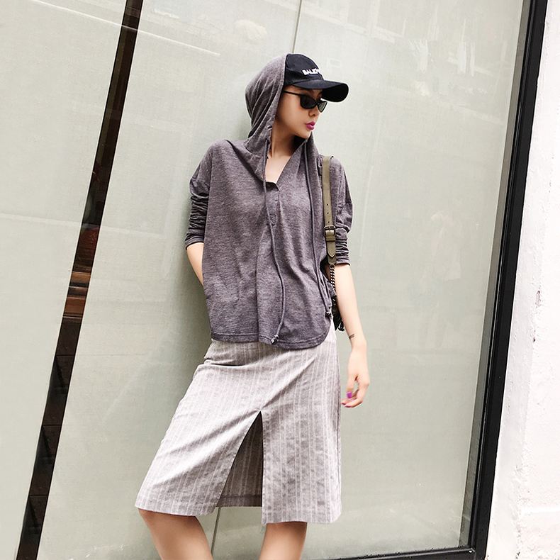 衛(wèi)衣搭配帽子